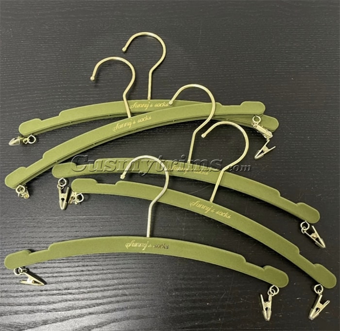 Green velvet hangers 123